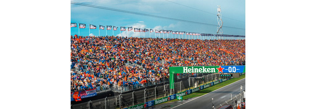 Grootste vlaggenactie ooit in Nederlandse sportgeschiedenis tijdens Dutch Grand Prix