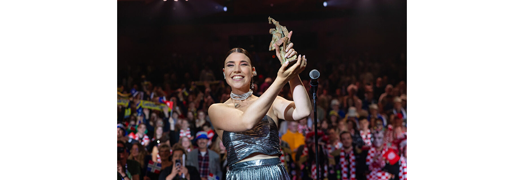 Gelderse Emma Luca wint Regio Songfestival