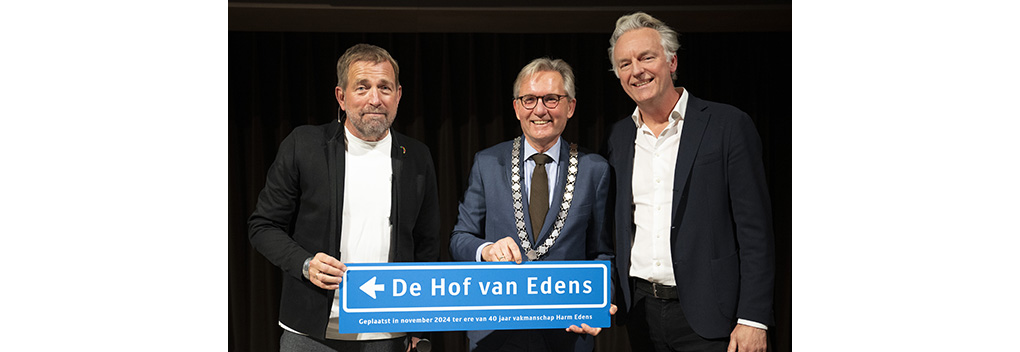 Harm Edens verrast met eerbetoon aan 40 jaar vakmanschap